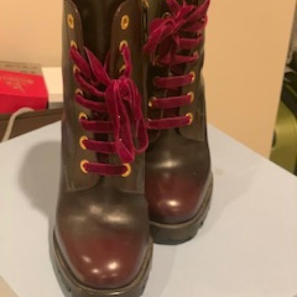 Burgundy velvet laced PRADA boots - Picture 3 of 6